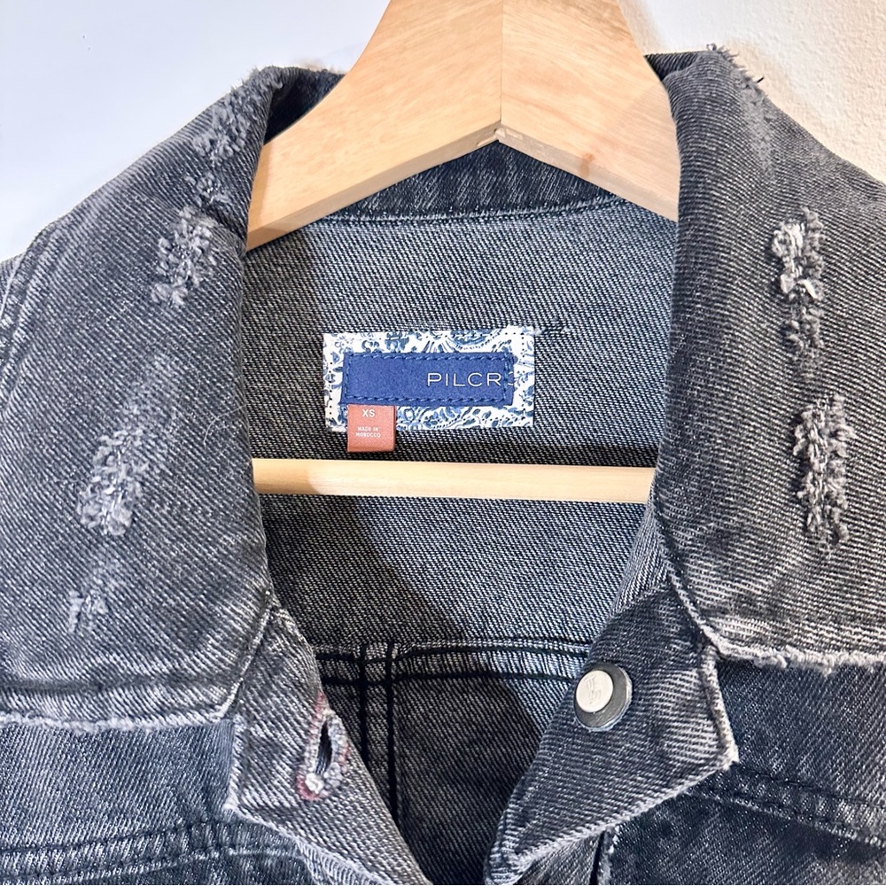Anthropologie Pilcro Longline Denim Trucker Jacket Size XS Fits like a M! - Picture 5 of 7